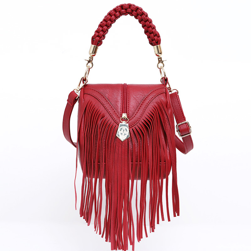 Title 1, One-shoulder diagonal woven handbag