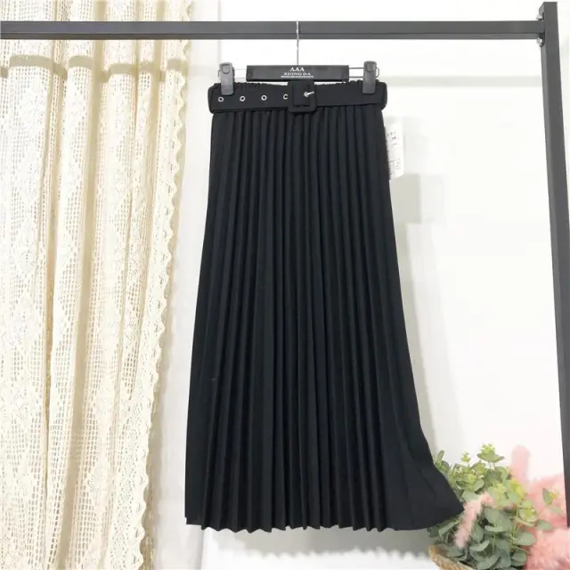 Solid color belt organ pleated skirt Black - Shop at LoveMi