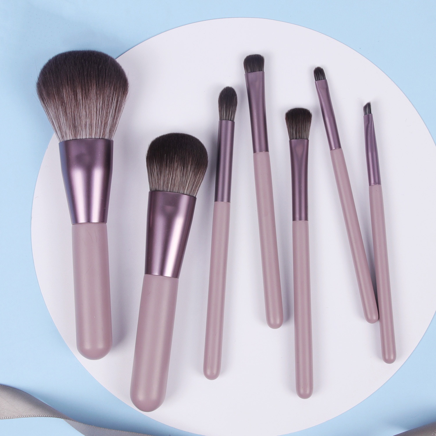 Makeup, Blush, Eyeshadow and Lip Brush Set of 7 Makeup Brushes Grey - Shop at LoveMi