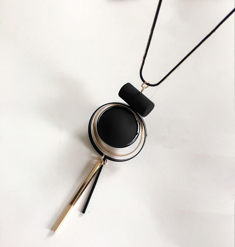 Wooden metal tassel circle long earrings
