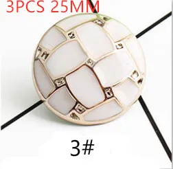 Tuck up clothes small brooch - Style3