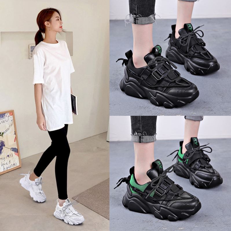 Thick-soled breathable and heightened sneakers