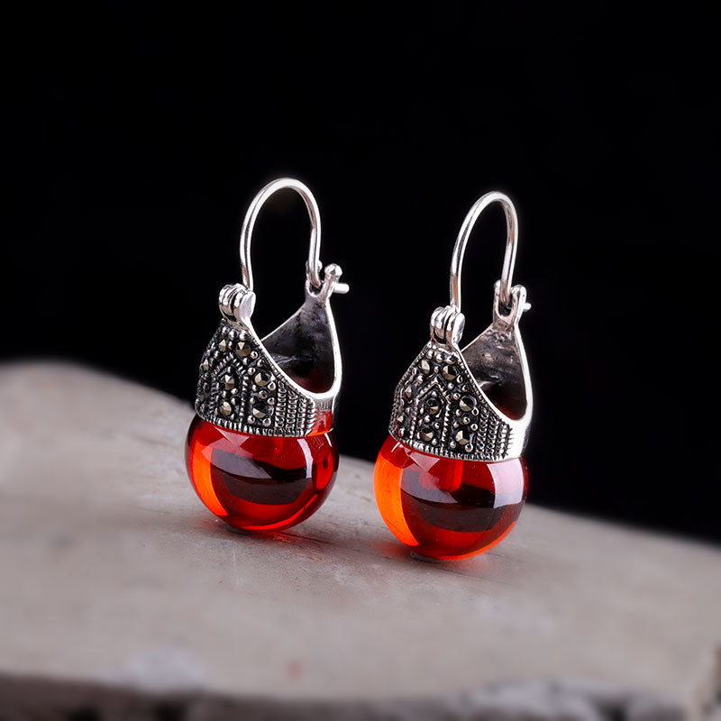 Thai silver retro simple women's garnet ear clips wholesale