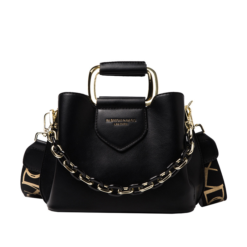 Wild ins small square bag Black - Shop at LoveMi