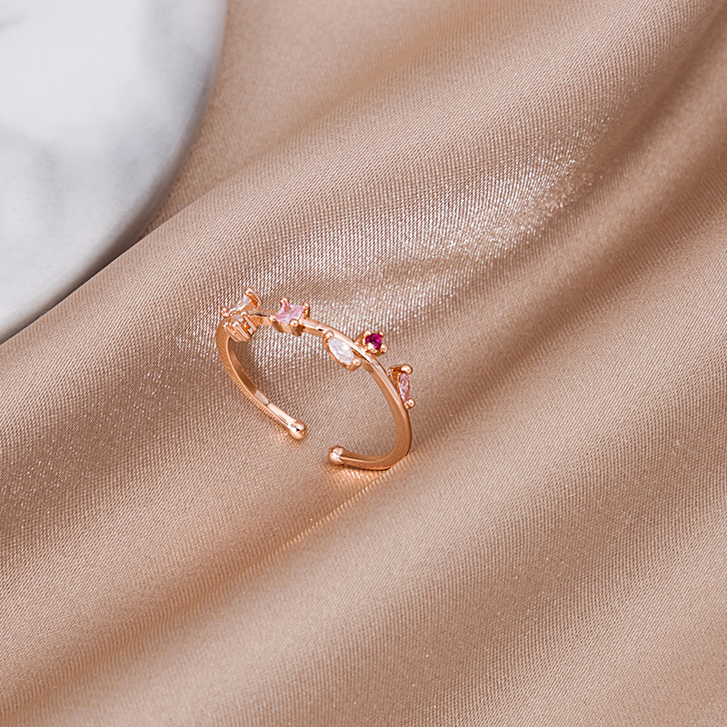 Micro-set zircon leaf ring