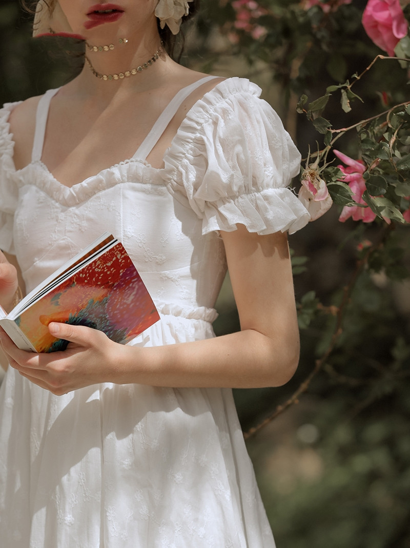 White embroidered bellflower skirt dress