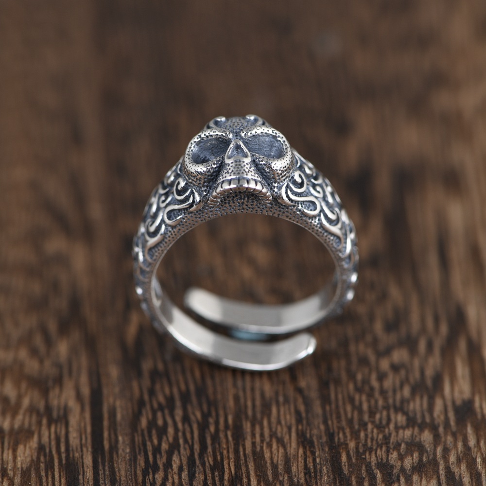 Thai silver craft men's ring skull silver ring