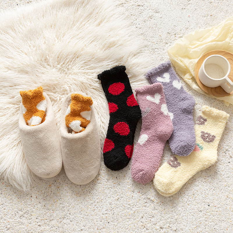 Female middle tube love Japanese cute dots home warmth month sleep socks