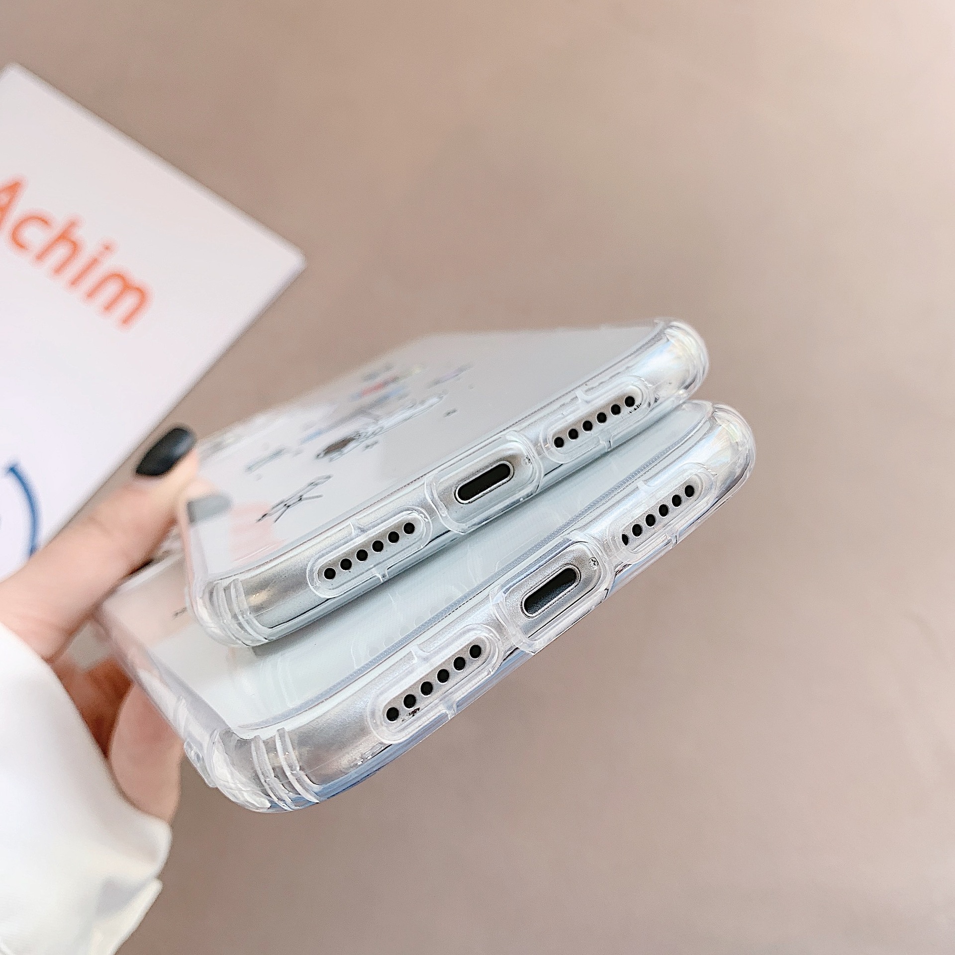 Creative astronaut transparent phone case - Image 9