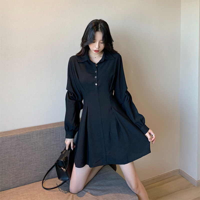 Korean version of the black Hepburn style shirt dress waist was thin