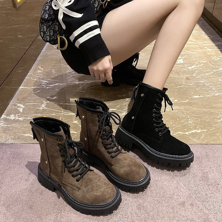 Low-heeled thick heel round toe leather boots