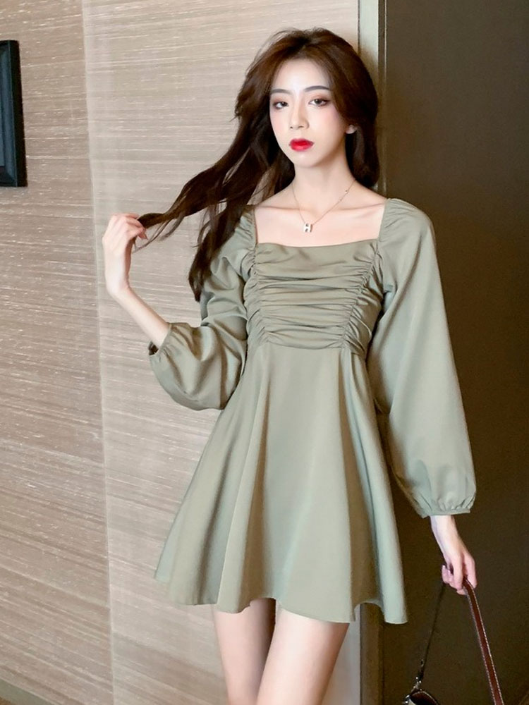 French retro pleated waist dress