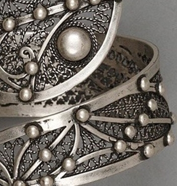 Vintage Snake Shape Ring Hollow Leaf Beaded Silver ring