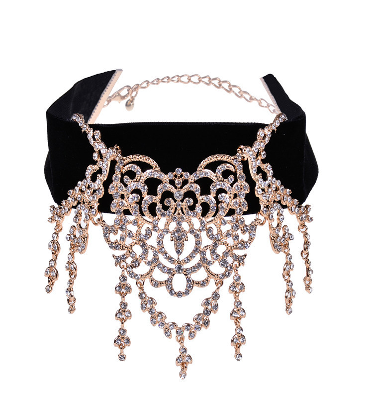 Style Exaggerated Hollow Rhinestone Necklace