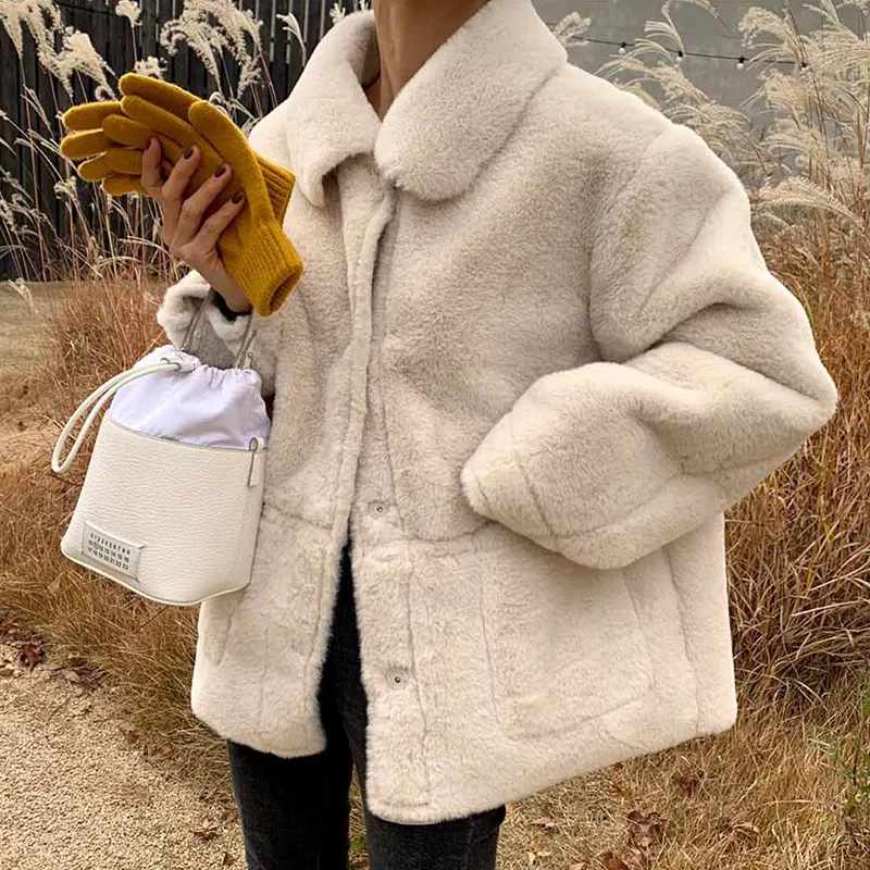 Thicken and warm both sides wear a short fur coat - Milky Apricot
