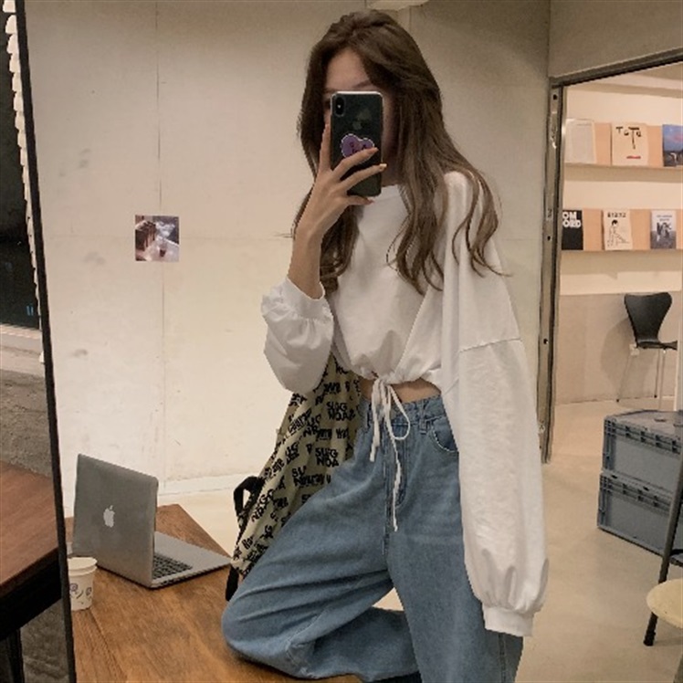 Women's loose high waist short long sleeve white top