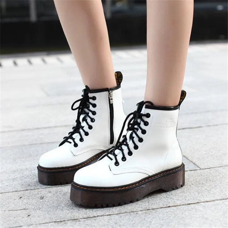High-end patent leather platform women's boots - White