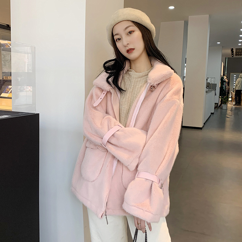 Women's short fur coat with imitation mink plush