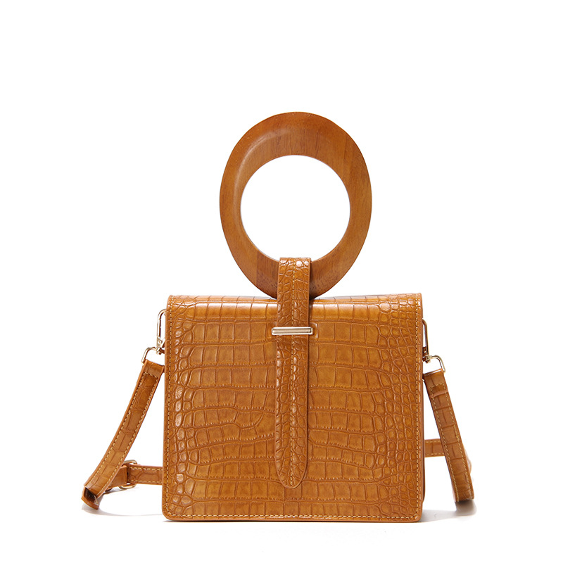 Niche shoulder messenger small square bag ，
