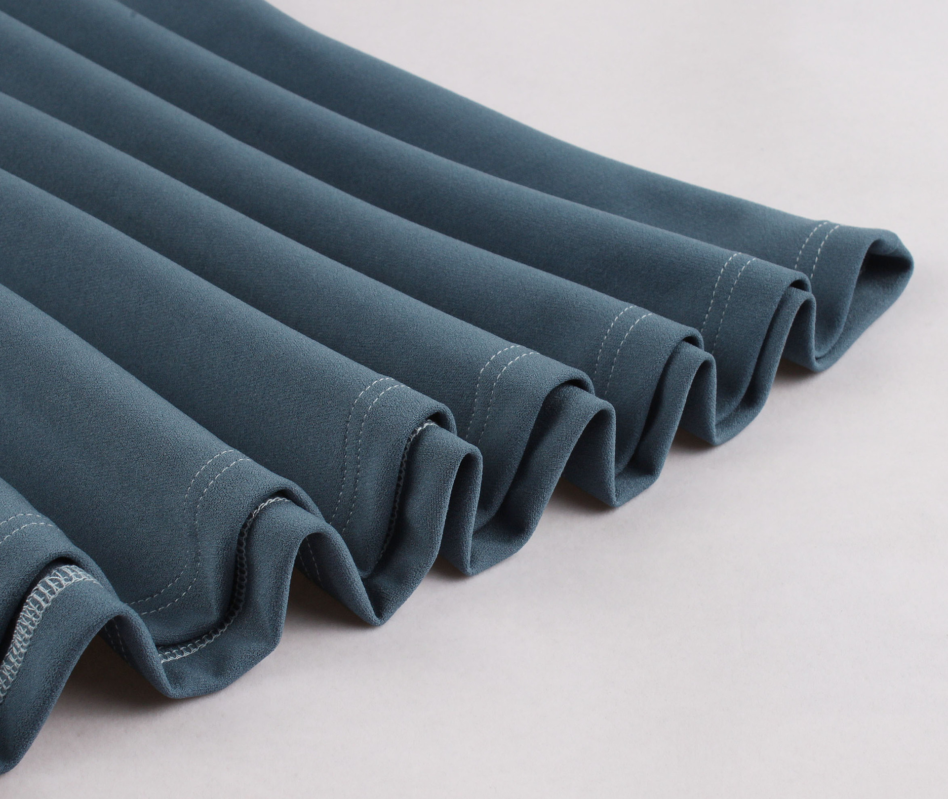 V-neck contrast stitching dress