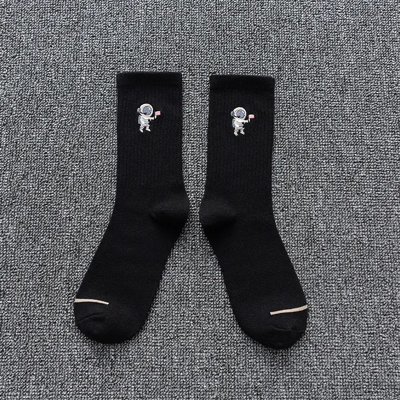 Embroidered cotton socks astronaut all-match sports
