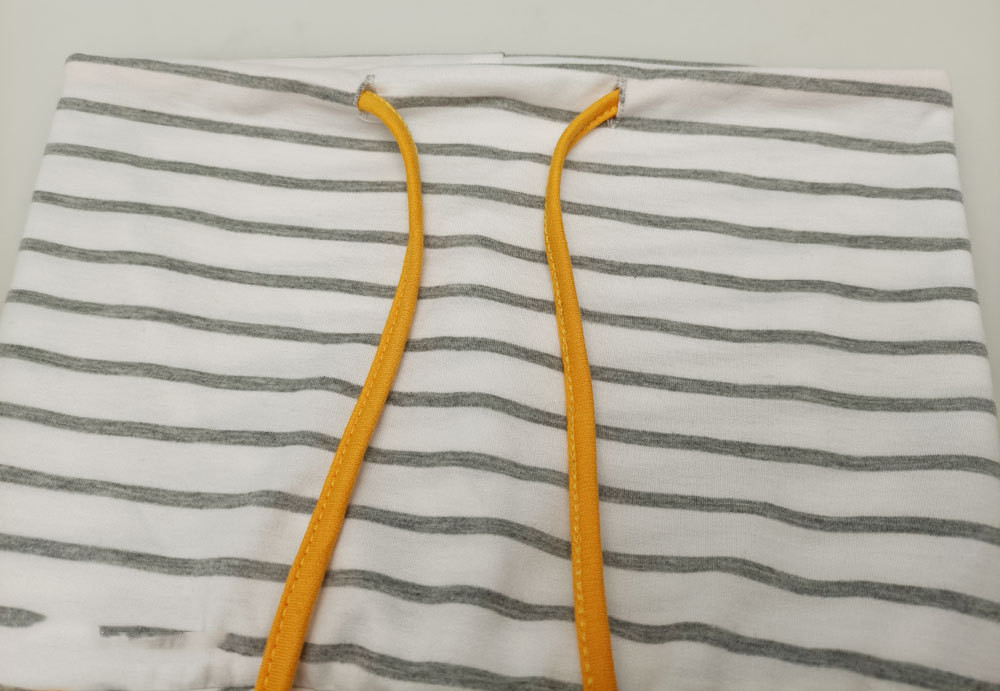 Women's printed striped stitching sweater