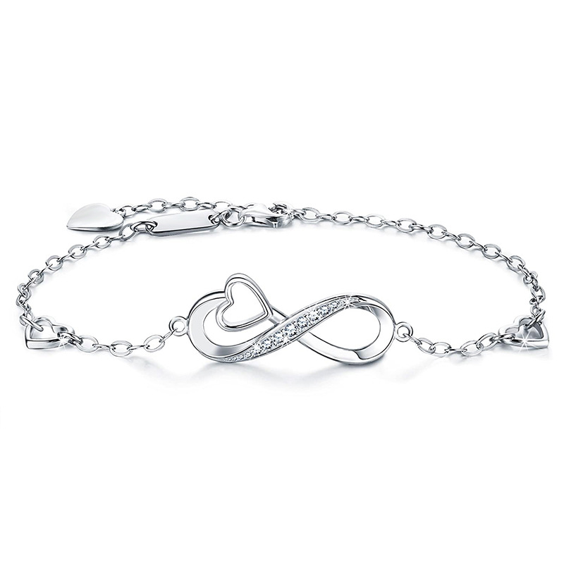 Inlaid heart-shaped 8 heart-shaped bracelet