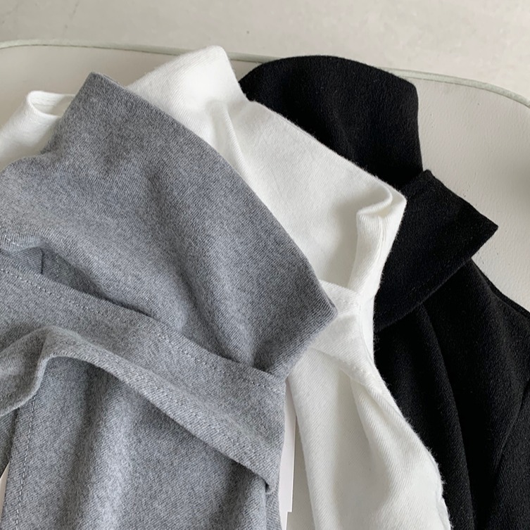 Fever freely tailoring bottoming shirt