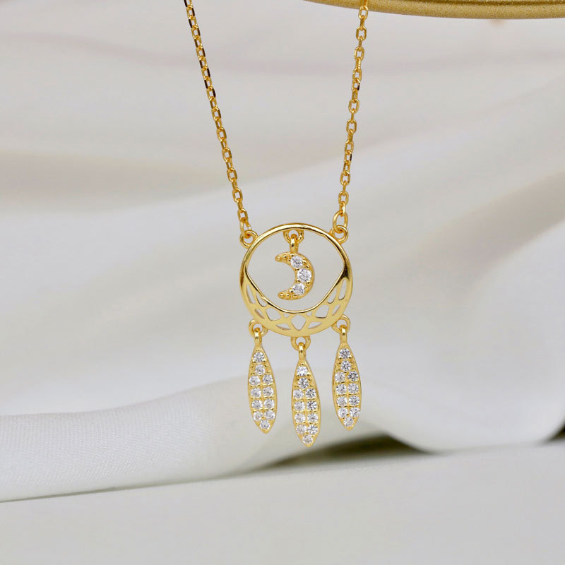 عقد شرّابي بتصميم قرص القمر وقطرة ماء من فضة عيار S925