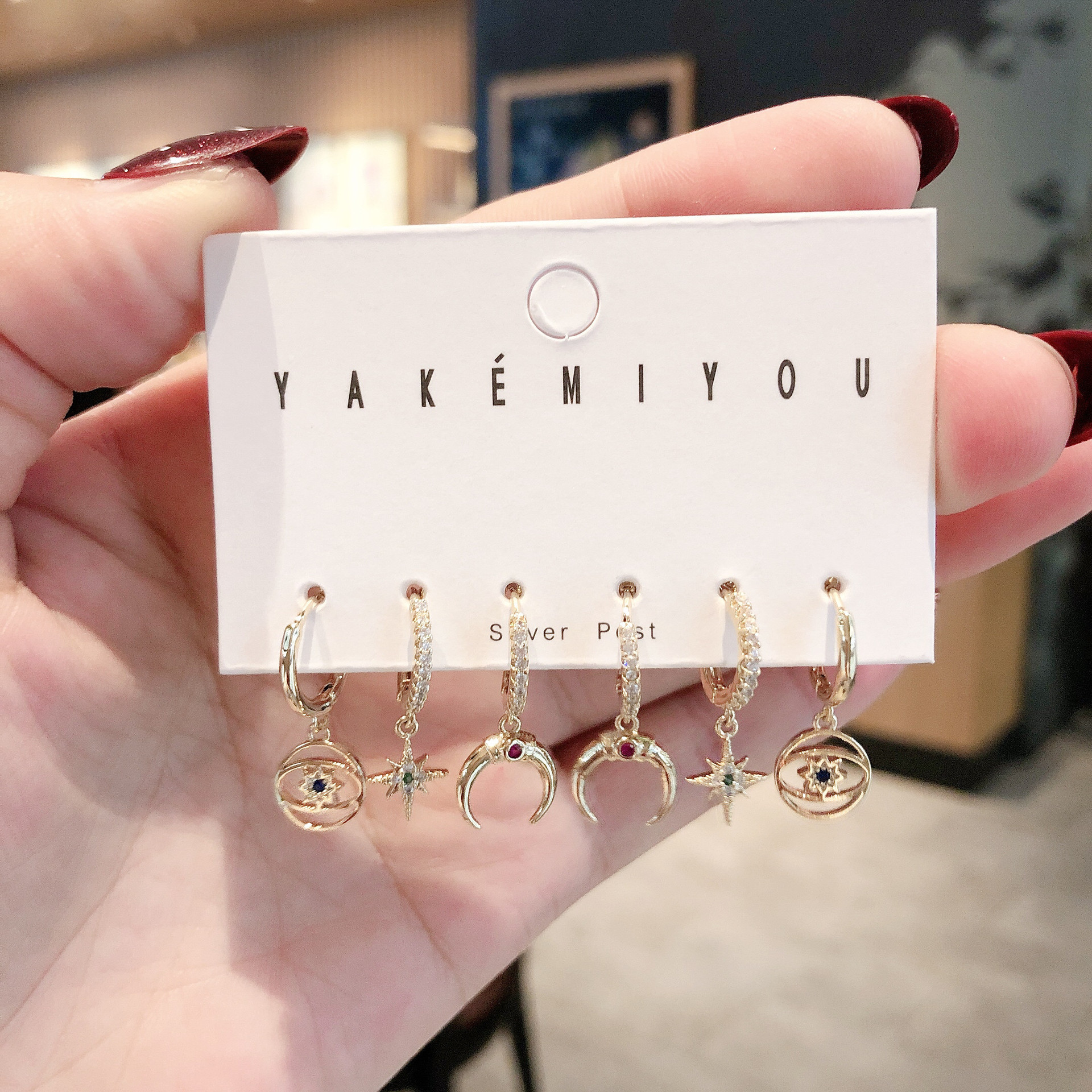 Personalized 6-piece set of micro-inlaid moon star earring