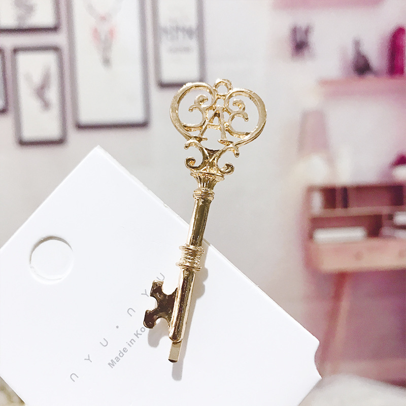 Shell Scissors Bowknot Press Clip Metal Alloy Hairpin Key 7Cm - Shop at LoveMi