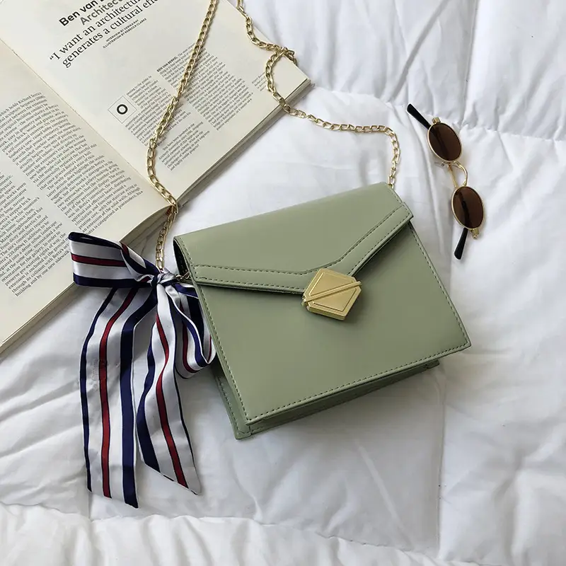Autumn fashion chain crossbody shoulder bag