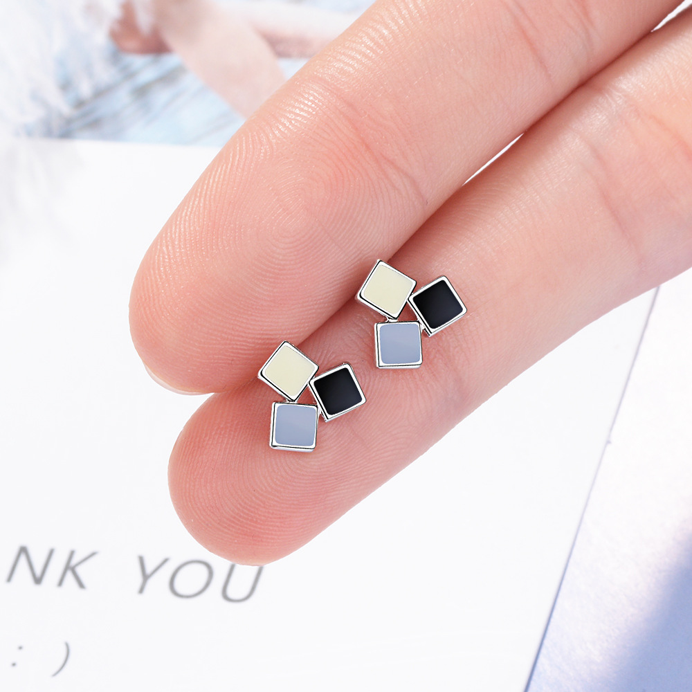 Three-color square mixed color design women's earrings