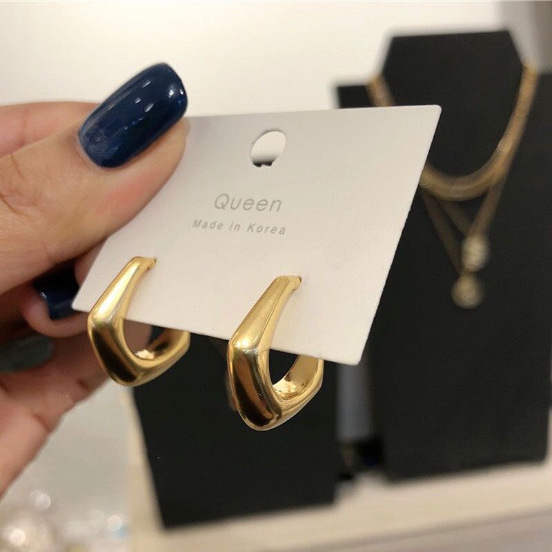 Retro geometric irregular earrings