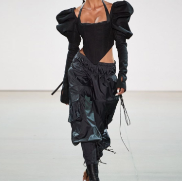 Women's back zipper pointed bubble sleeve top