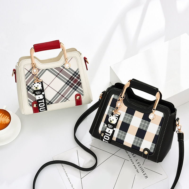 Bag women new trendy messenger bag Net red small square bag