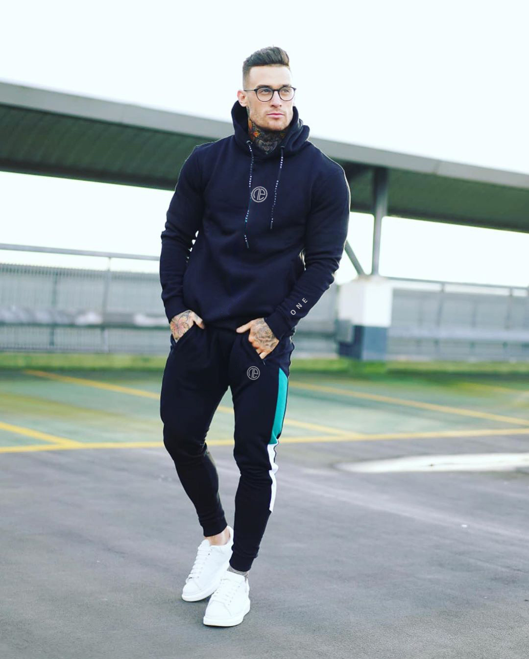 Men's casual round neck sports sweatshirt suit