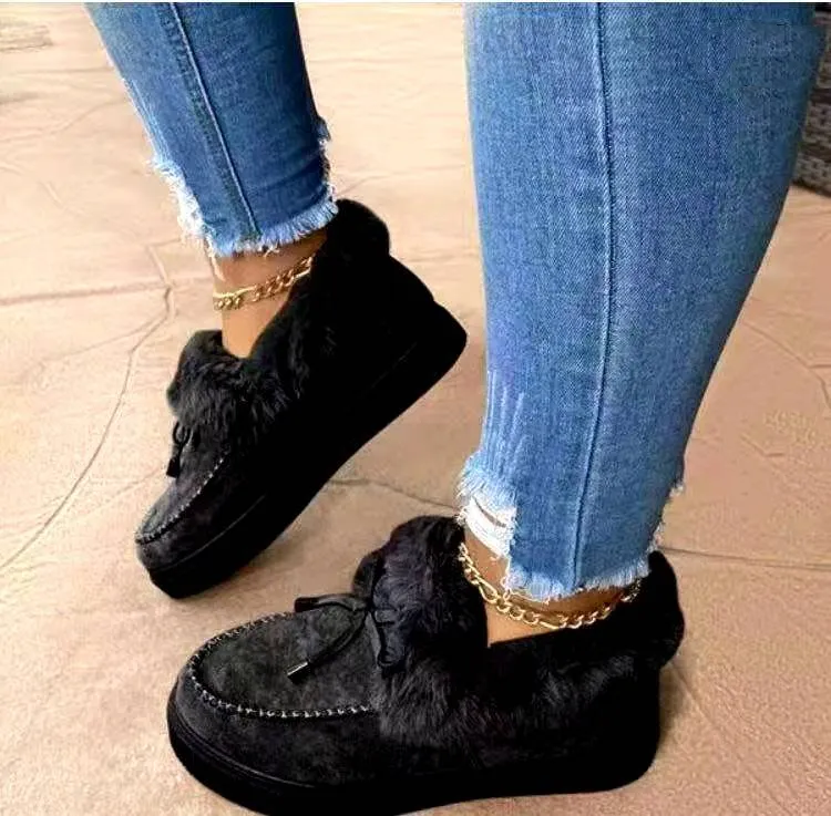 Hand-stitched shoes and snow boots - Black