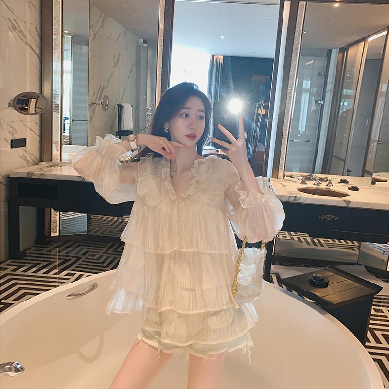 Women's Korean Style Loose Flared Sleeve Blouse Western Style Fashion Shirt