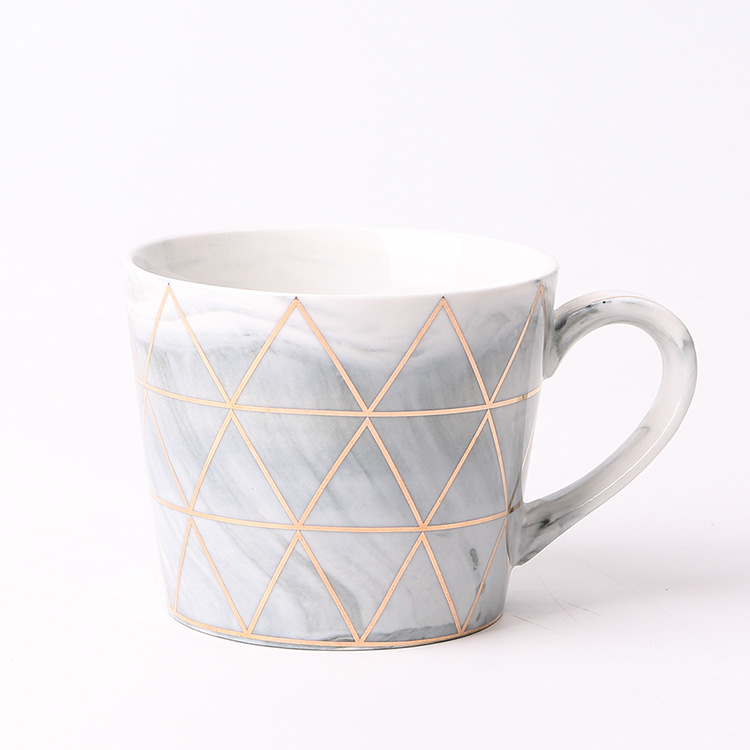 Geometric ceramic mug Grey Triangle - Shop at LoveMi