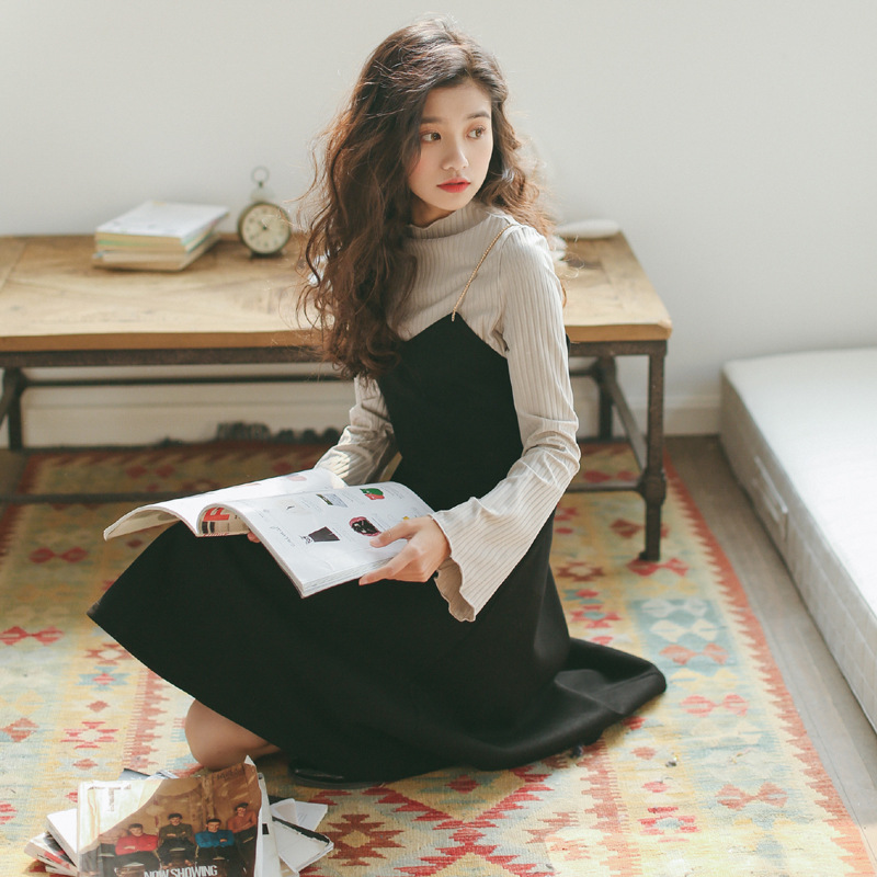 Velvet Suspender Swing Skirt, picture 7 of 7