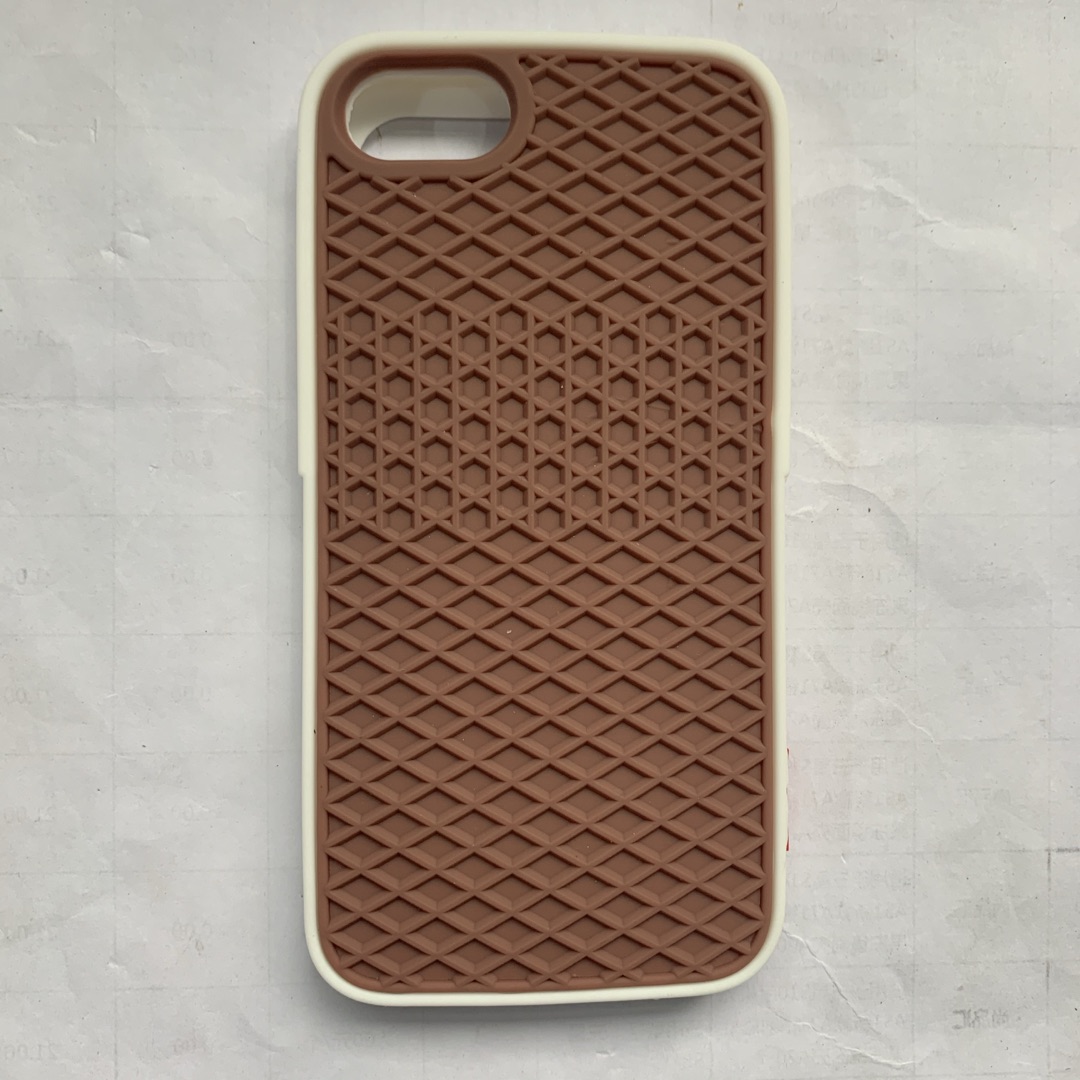 Waffle sole silicone phone case - Image 21
