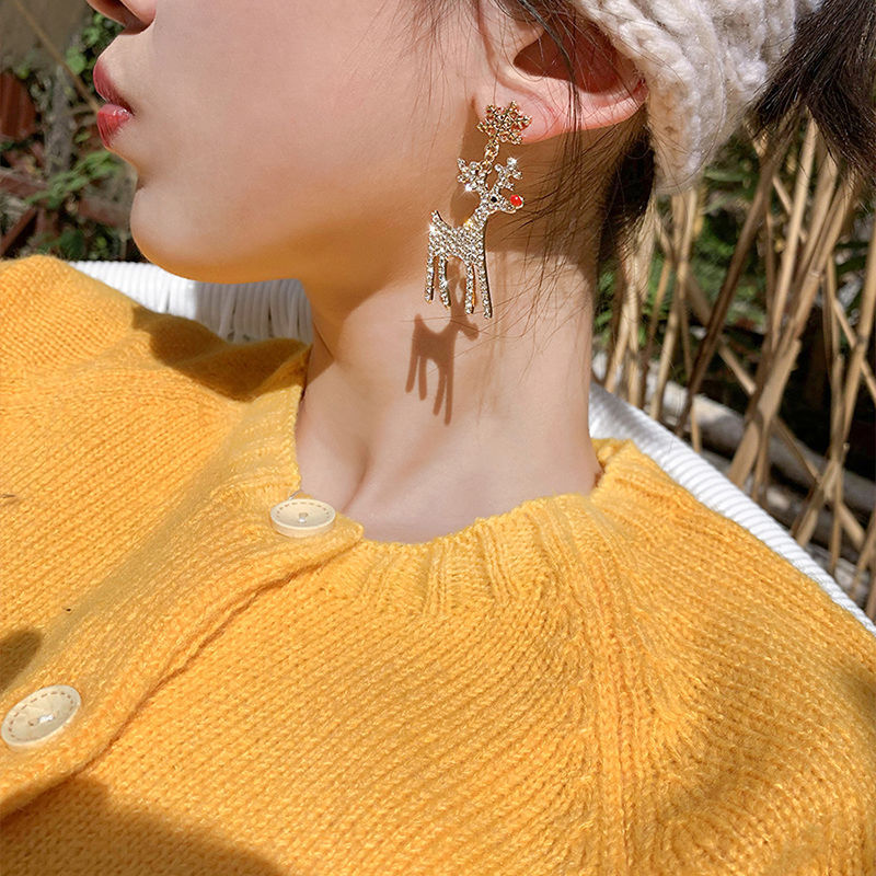 Alloy Asymmetrical Stud Earrings