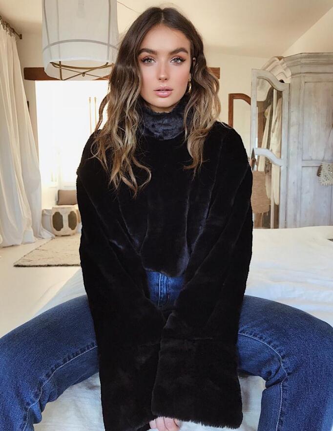 Long sleeve warm plush sweater