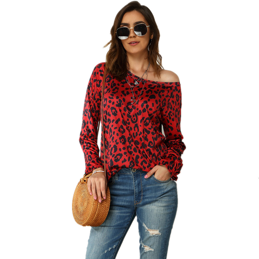 Long sleeve printed off-shoulder T-shirt