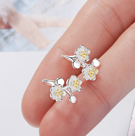Flower earrings