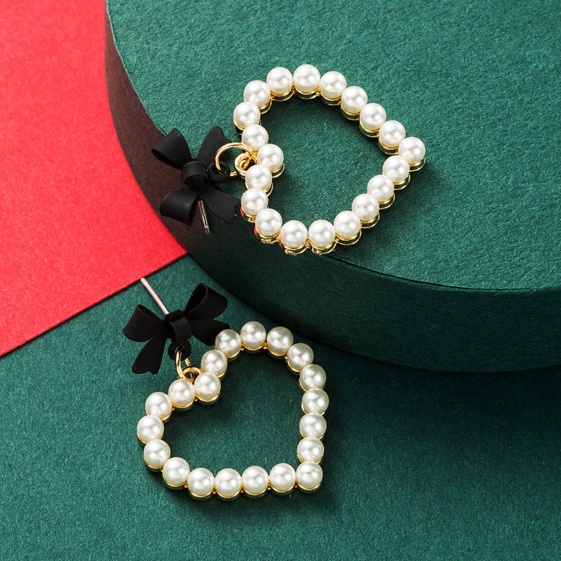 Bow Love Heart Shaped Pearl Earrings