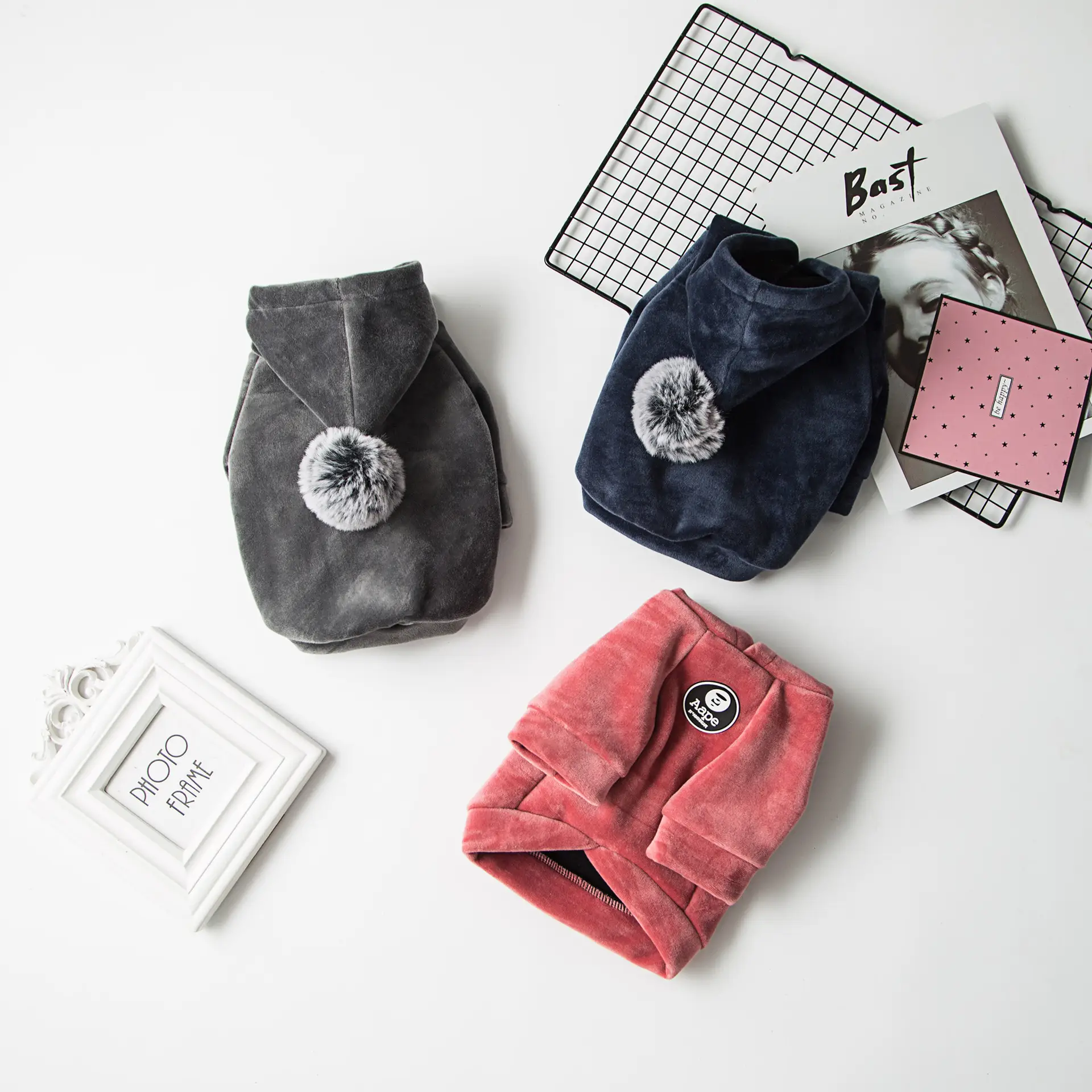 Comfortable and warm pet clothes for small dogs