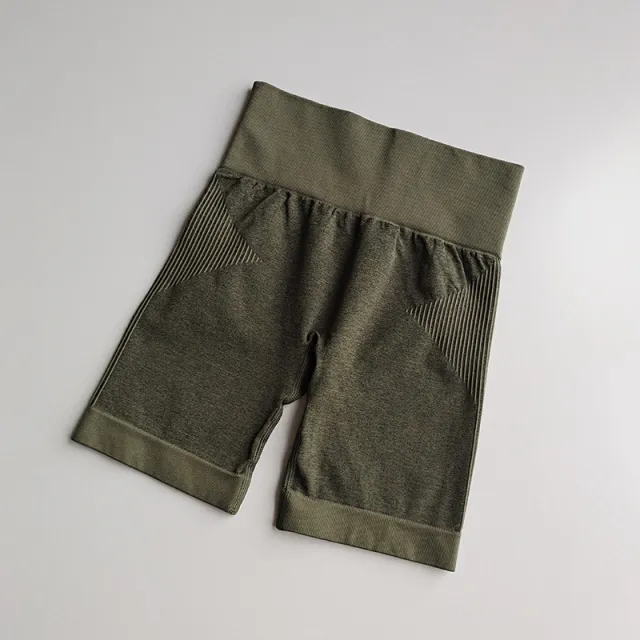 Running training three quarter pants Army Green - Shop at LoveMi