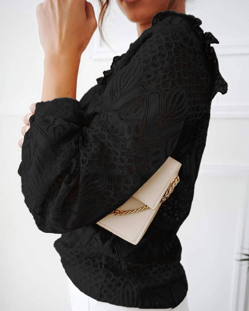 Lace pleated stitching long-sleeved versatile top